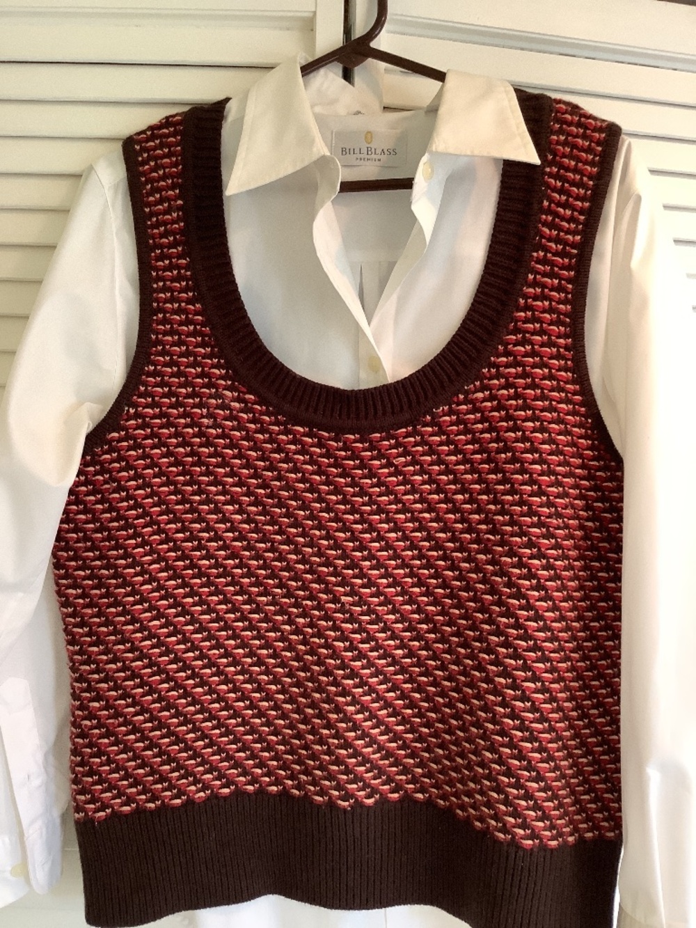 Vests are Back ! Talbots Wool Blend with Luxury Rabbits Fur Brown and Red Knit